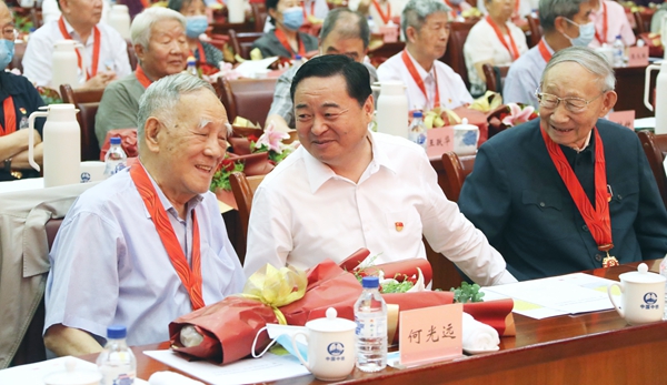 ���������ʡ����󡢹���ί����ǡ����Ρ�������ҵˢ��